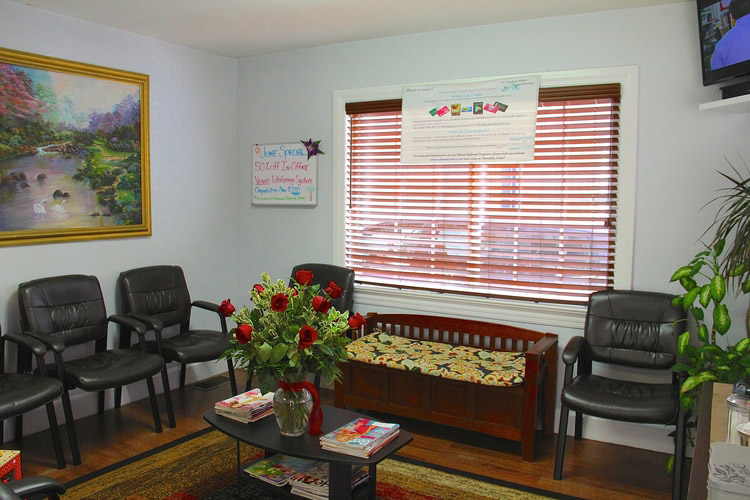 Noboa Dentistry | Cosmetic Dentistry, Extractions and Bonding